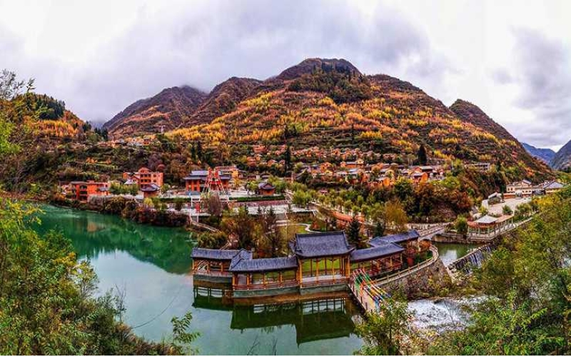 官鵝溝景區(qū)、平?jīng)霾糠志皡^(qū)向全國醫(yī)護(hù)人員免費(fèi)開放